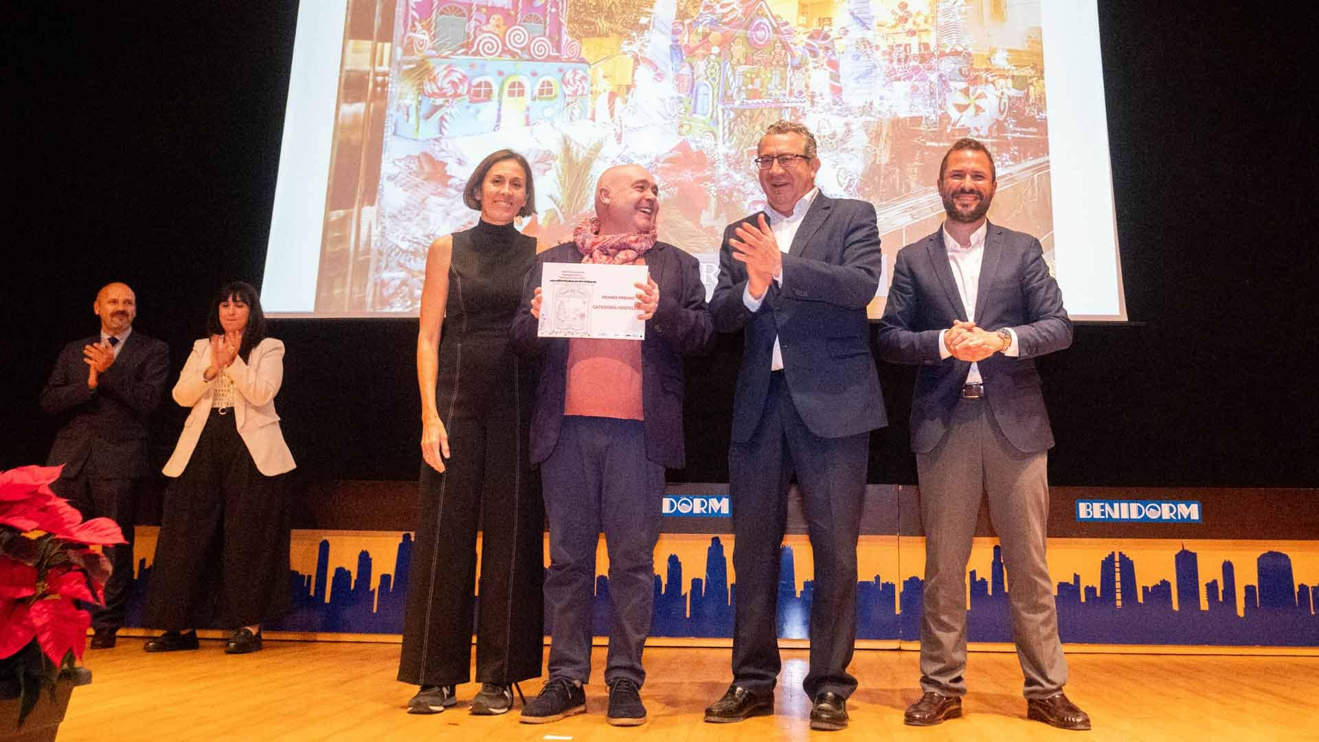 Benidorm premia la creatividad en su Concurso de Escaparatismo Navideño